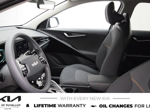 New 2026 Kia Niro LX FWD image 10