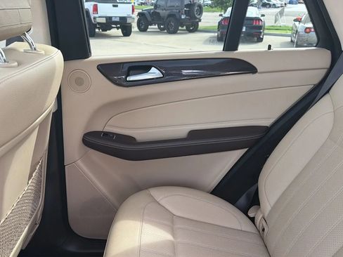 Used 2017 Mercedes-Benz GLE 350 4MATIC image 49