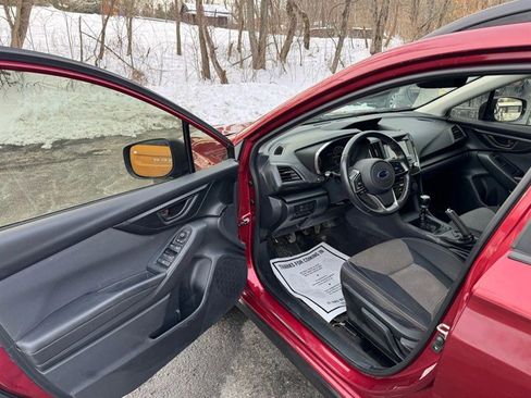 Used 2019 Subaru Crosstrek 2.0i Premium w/ Popular Package #4 image 9