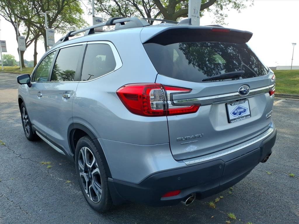 Used 2023 Subaru Ascent Touring AWD/4WD image 5