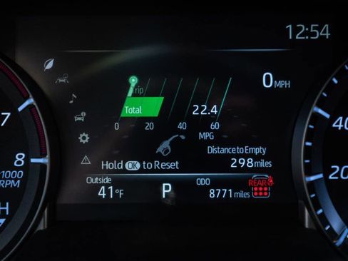 Certified 2025 Toyota Highlander LE AWD/4WD image 17