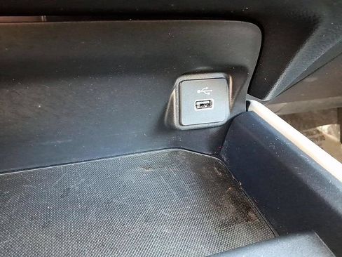 Used 2023 Honda HR-V LX image 26
