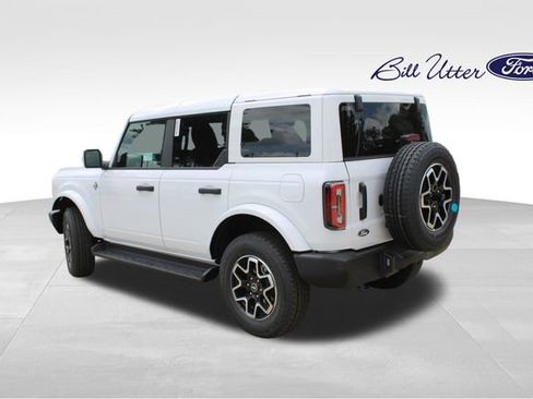 New 2026 Ford Bronco Outer Banks AWD/4WD image 4