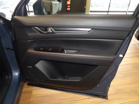 Certified 2023 MAZDA CX-5 Carbon Edition image 12