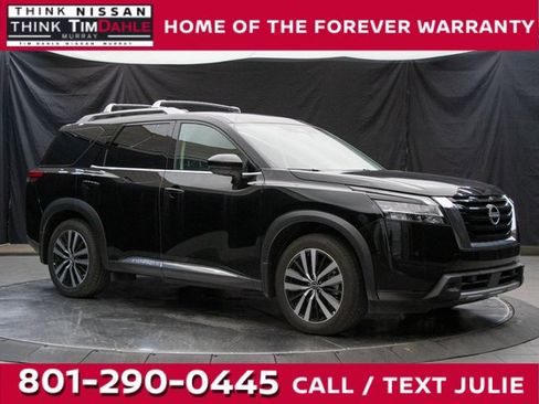 Used 2024 Nissan Pathfinder Platinum w/ Cargo Package image 1