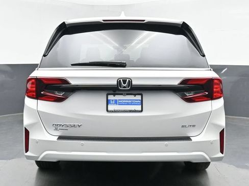 Used 2025 Honda Odyssey Elite image 13