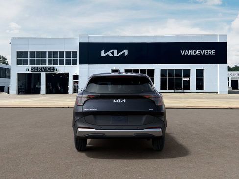 New 2026 Kia Sportage LX AWD/4WD image 8