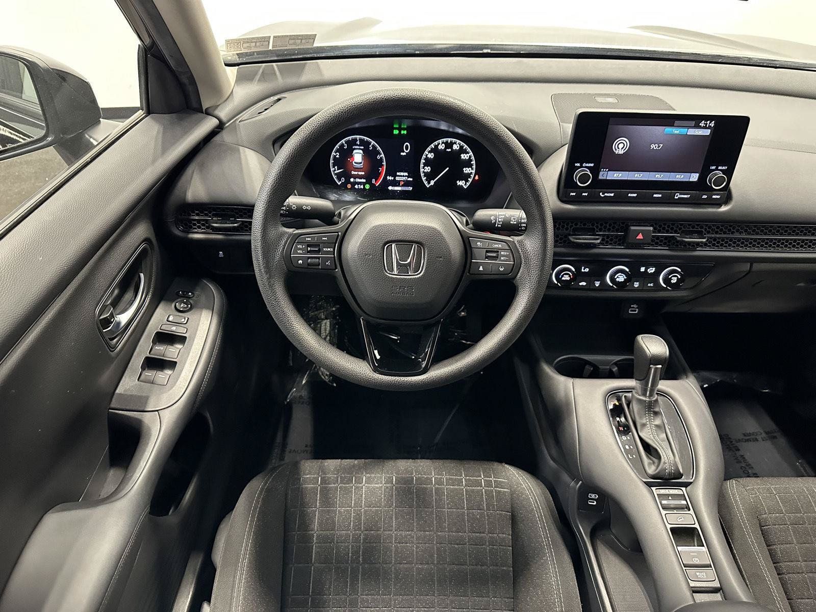 Certified 2025 Honda HR-V LX image 15