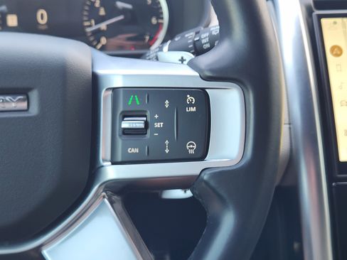 Certified 2023 Land Rover Discovery S R-Dynamic image 31