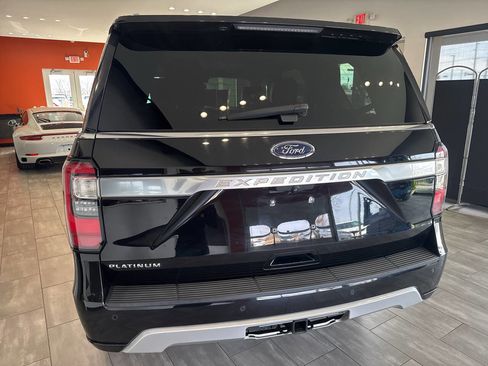 Used 2021 Ford Expedition Platinum image 10