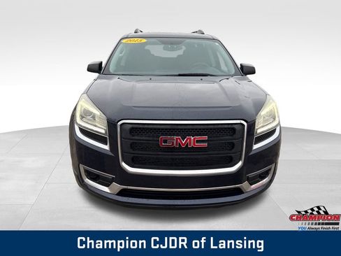 Used 2015 GMC Acadia SLE image 9
