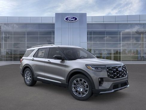 New 2026 Ford Explorer Platinum image 7