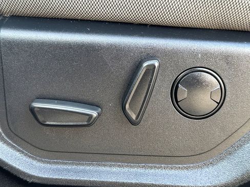 Used 2019 Ford F150 XLT w/ Equipment Group 302A Luxury image 25