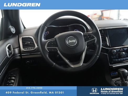 Used 2019 Jeep Grand Cherokee Limited w/ Luxury Group II image 18