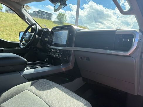 Certified 2022 Ford F150 XLT w/ Equipment Group 302A High AWD/4WD image 34