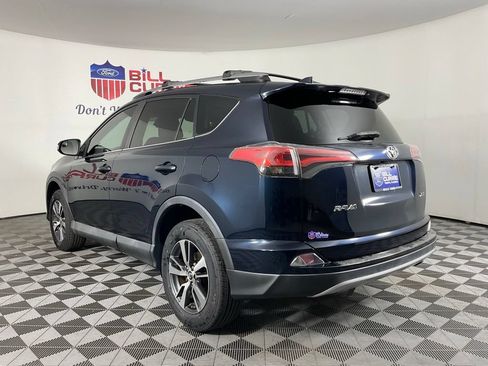 Used 2017 Toyota RAV4 XLE FWD image 5
