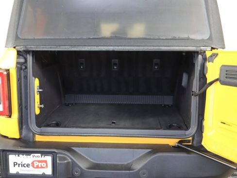 Used 2022 Ford Bronco Wildtrak image 7