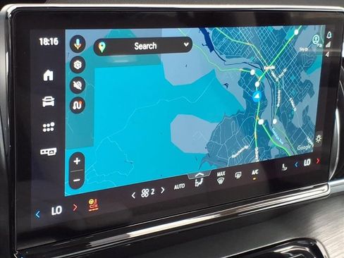 Certified 2025 Ford Expedition Platinum image 22