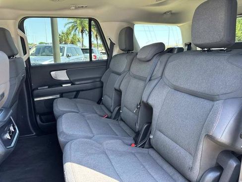 Certified 2025 Ford Expedition Active RWD image 17