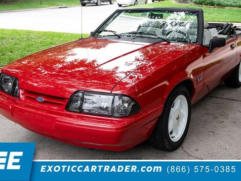 Used 1993 Ford Mustang LX RWD image 1
