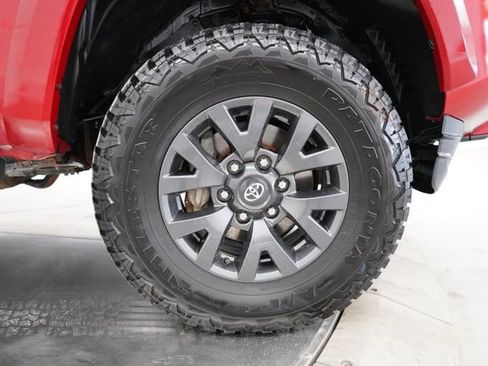Used 2023 Toyota Tacoma SR5 AWD/4WD image 66