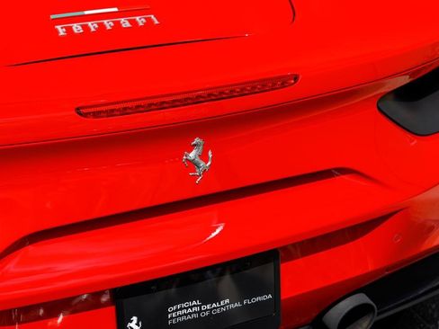 Used 2018 Ferrari 488 Spider image 46