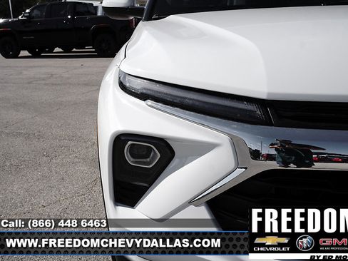 New 2026 Chevrolet TrailBlazer LT w/ Driver Confidence Package image 39