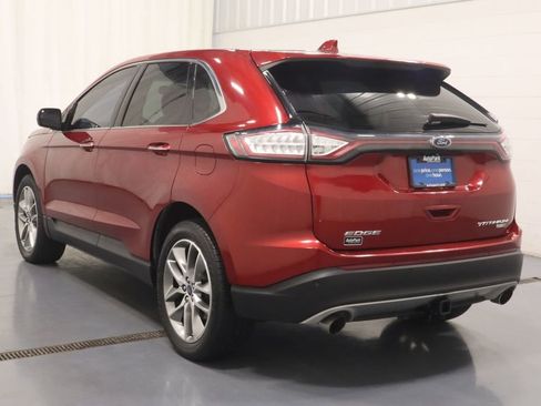 Used 2018 Ford Edge Titanium w/ Equipment Group 301A AWD/4WD image 7