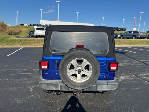 Used 2019 Jeep Wrangler Unlimited Sport S image 4