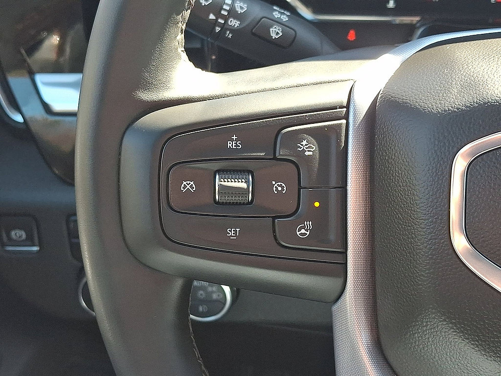 Used 2025 GMC Sierra 2500 SLE AWD/4WD image 17
