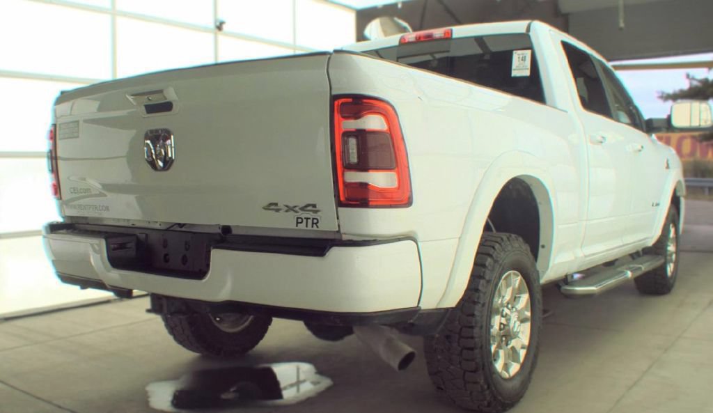 Used 2022 RAM 2500 Laramie AWD/4WD image 3