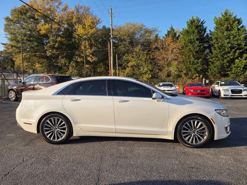 Used 2018 Lincoln MKZ Premiere image 7