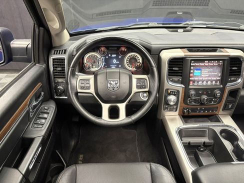 Used 2015 RAM 1500 Laramie w/ Convenience Group AWD/4WD image 38