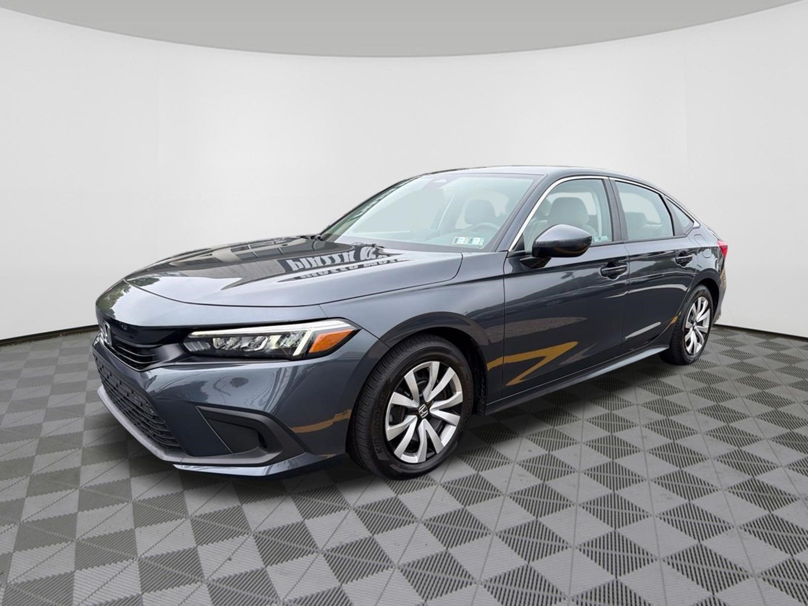 Used 2024 Honda Civic LX image 3