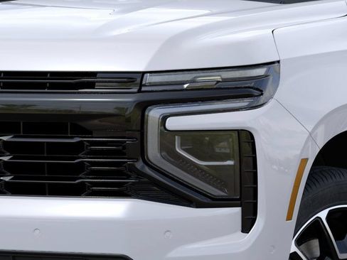 New 2026 Chevrolet Suburban RST w/ Comfort Package AWD/4WD image 10