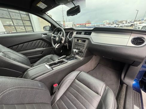 Used 2012 Ford Mustang GT Premium w/ GT Coupe Accessory Pkg 5 image 9