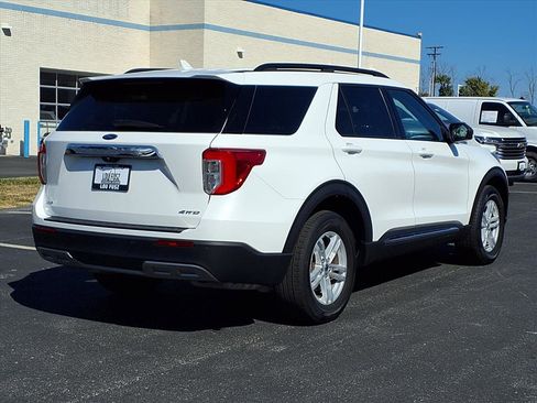 Used 2023 Ford Explorer XLT w/ Equipment Group 202A image 29