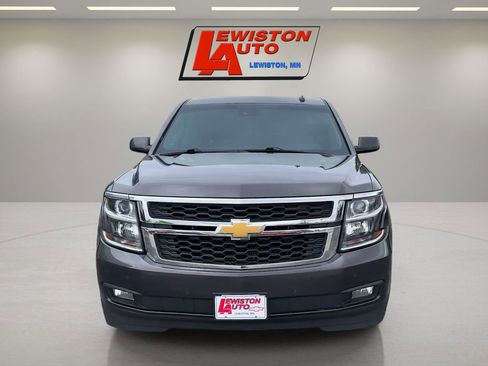 Used 2015 Chevrolet Suburban LT w/ Luxury Package AWD/4WD image 8