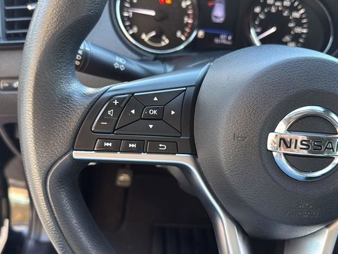 Used 2019 Nissan Rogue Sport SV AWD/4WD image 19