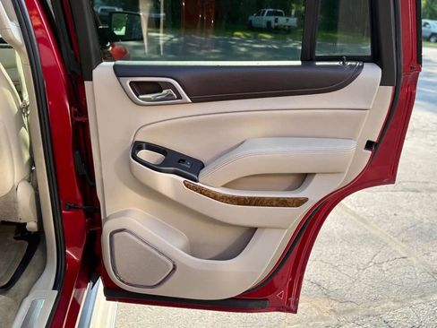 Used 2015 GMC Yukon Denali w/ Touring Package image 28