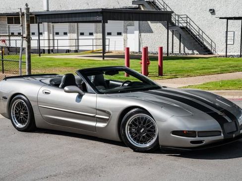 Used 1998 Chevrolet Corvette Convertible w/ Memory Pkg image 49