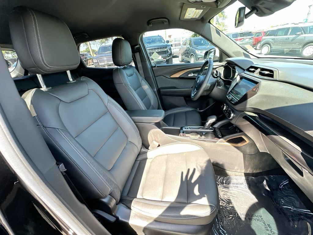 Certified 2023 Chevrolet TrailBlazer ACTIV w/ Convenience Package FWD image 26