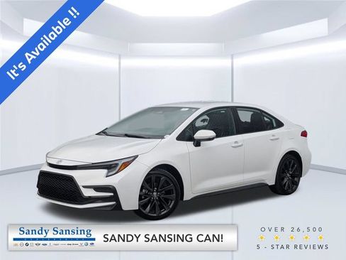 Used 2026 Toyota Corolla SE FWD image 1