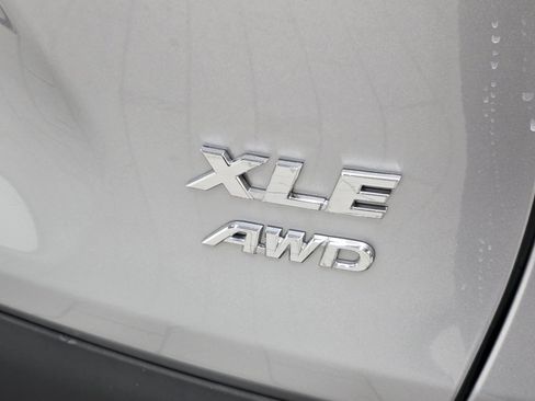 Certified 2023 Toyota RAV4 XLE w/ Convenience Package image 18