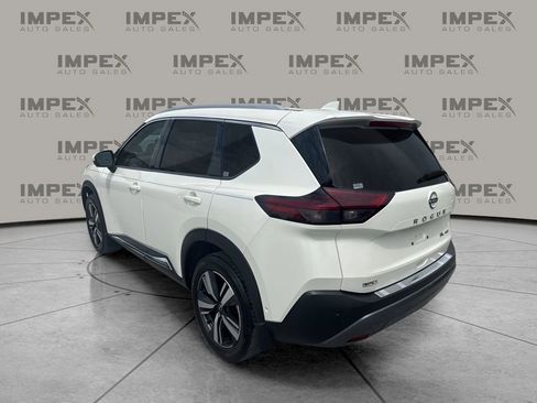 Used 2023 Nissan Rogue SL w/ SL Premium Package AWD/4WD image 3