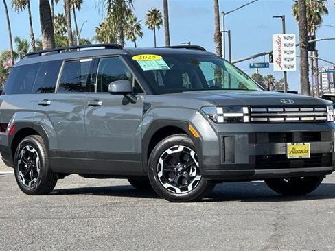 Certified 2025 Hyundai Santa Fe SEL image 2