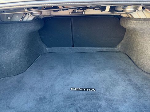 Used 2025 Nissan Sentra SV image 29