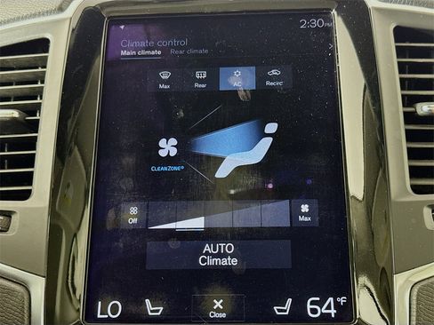 Used 2016 Volvo XC90 T6 Momentum w/ Vision Package image 16