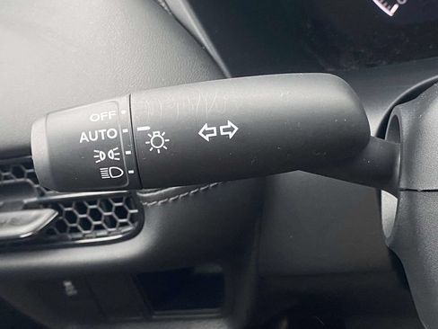 Certified 2023 Honda HR-V LX image 19