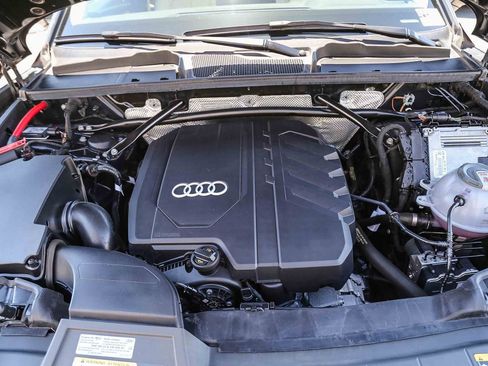 Certified 2023 Audi Q5 2.0T Premium w/ Convenience Package AWD/4WD image 30